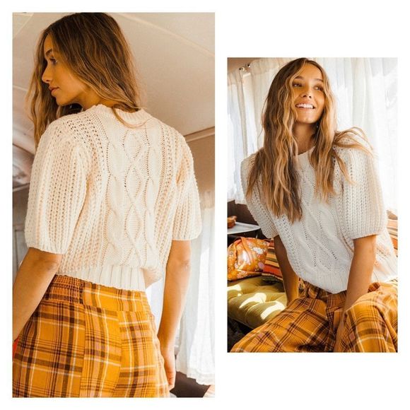 🆕 Ivory Puff Short Sleeve Cable Sweater Top - Picture 2 of 4
